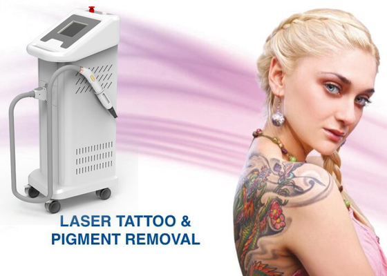 Máquina de c4q conmutado del retiro del tatuaje del laser del yag del nd del tratamiento exacto estable garantía de 1 año